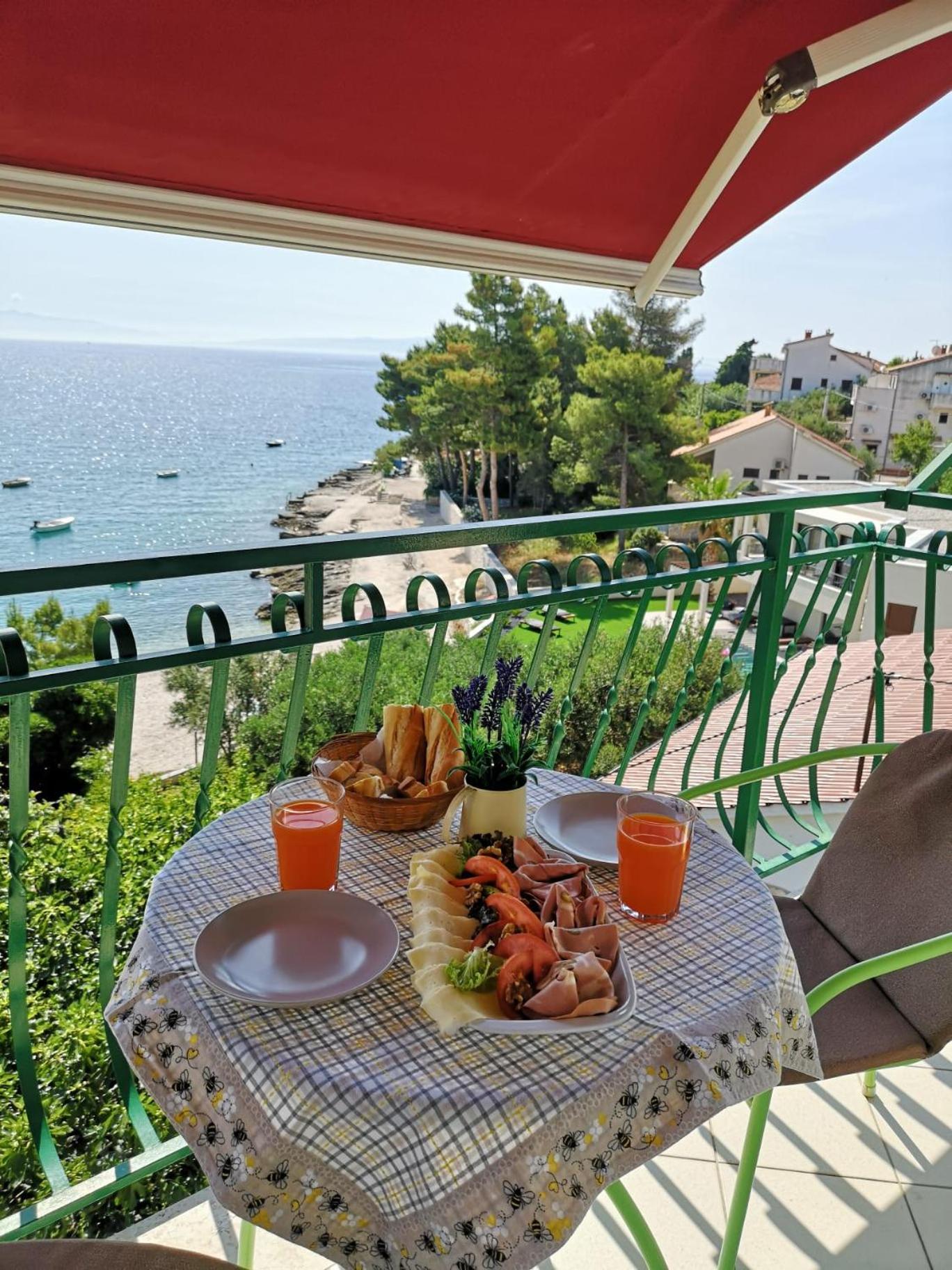 Apartments Toni Trogir Bagian luar foto
